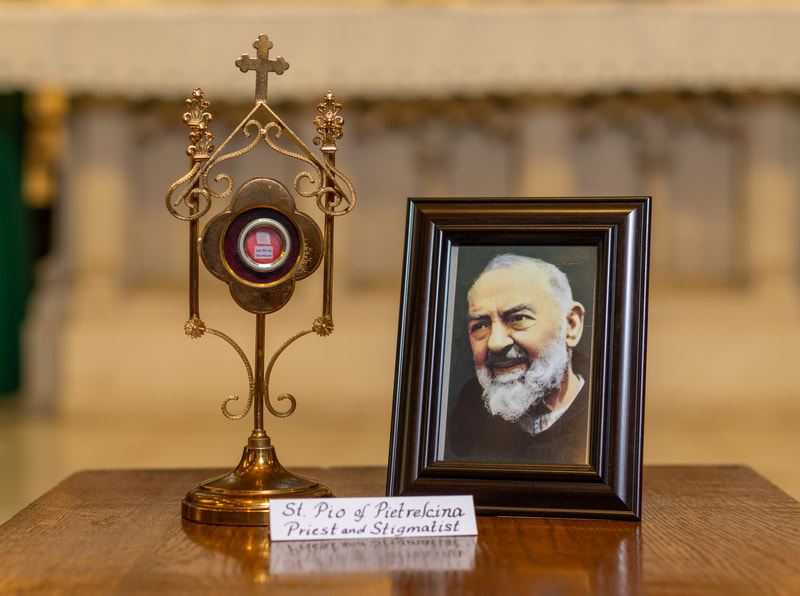 st-pio-of-pietrelcina (Padre Pio) (1)